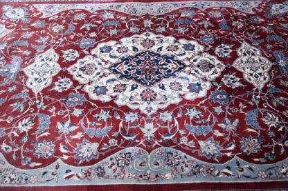 Large Quality Esfahan Rug - Image 9
