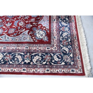 Large Quality Esfahan Rug