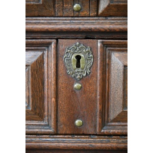 Late 17th Century Oak Chest of Drawers