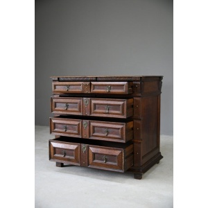 Late 17th Century Oak Chest of Drawers