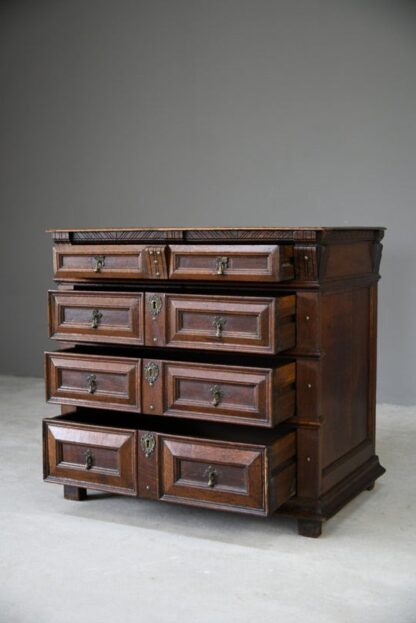 Late 17th Century Oak Chest of Drawers - Image 3