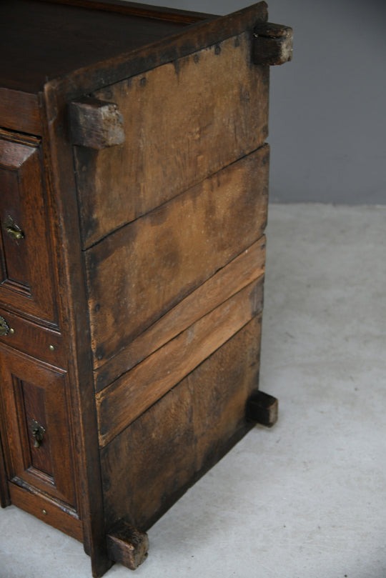 Late 17th Century Oak Chest of Drawers