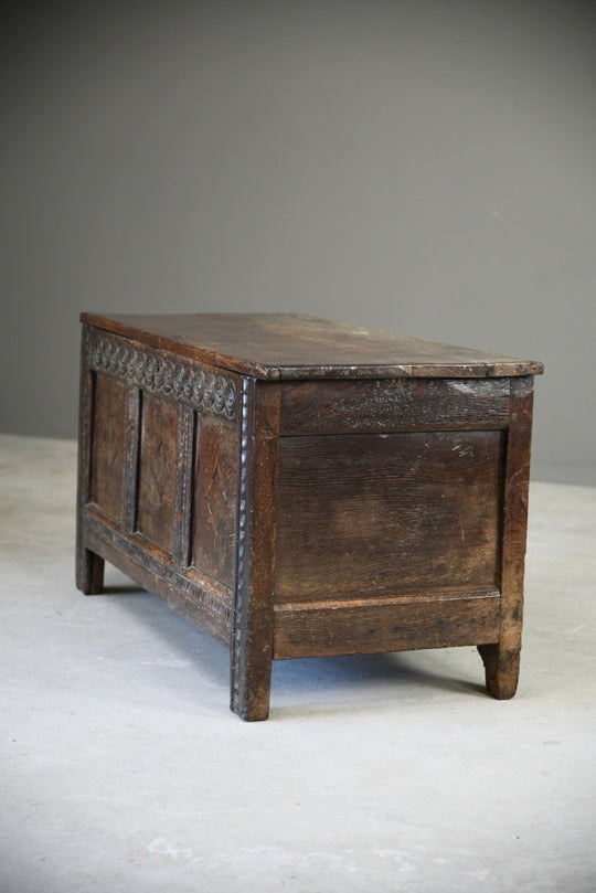 17th Century Oak Chest