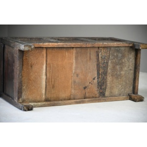 17th Century Oak Chest