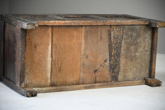 17th Century Oak Chest