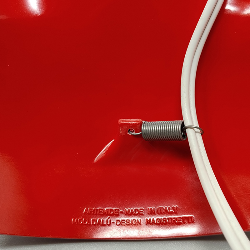 1960s Original Red Dalù Table Lamp by Vico Magistretti for Artemide (Not a Replica)