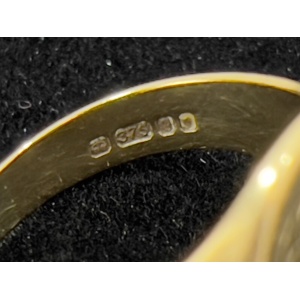 9ct Yellow Gold, Gents Signet Ring with Monogram, Size V
