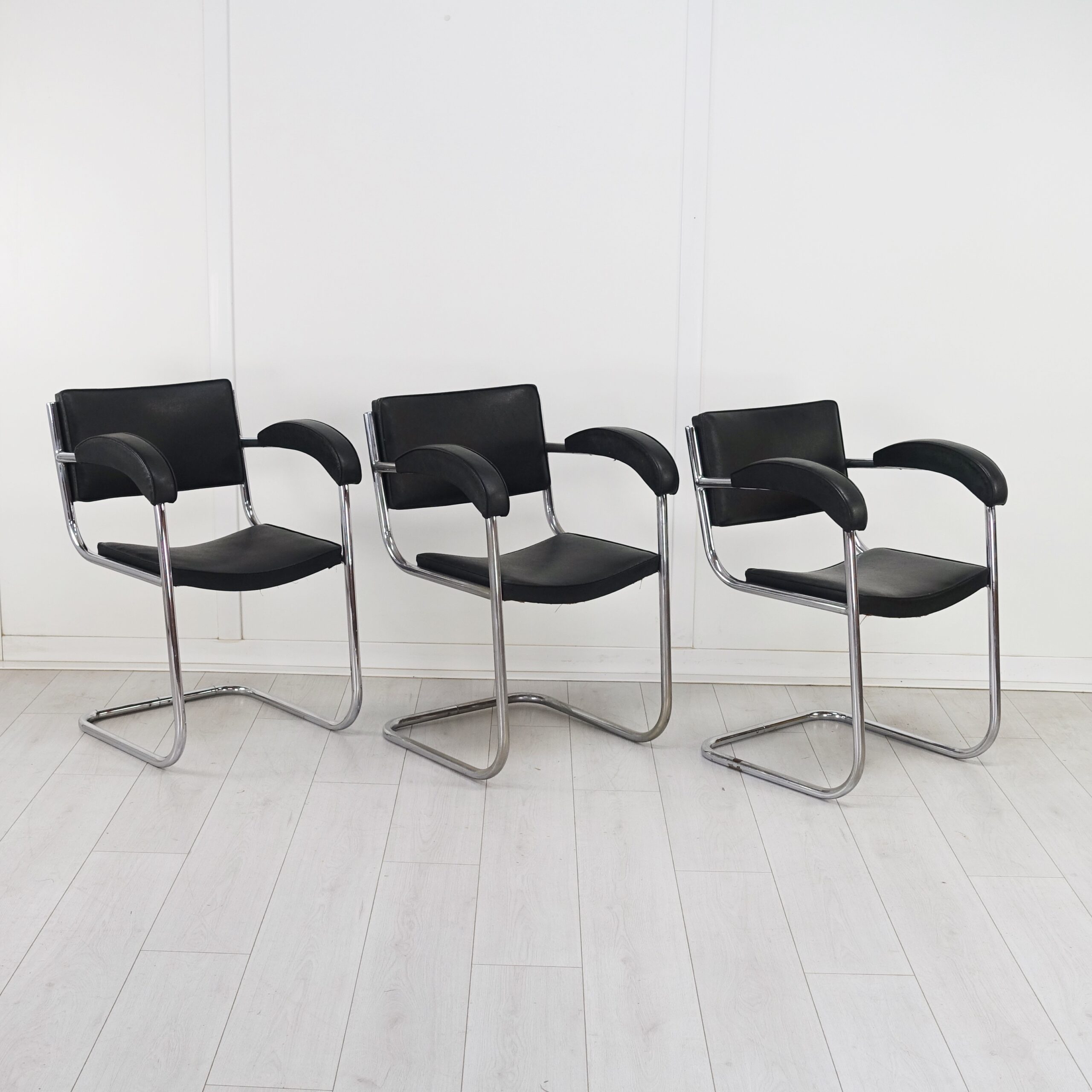 Art Deco set of 6 BBC Studio Armchairs by Serge Chermayeff 1930's