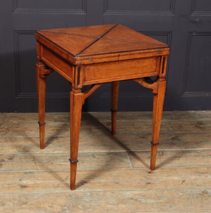 Excellent Arts & Crafts English Oak Envelope Card Table - Image 4