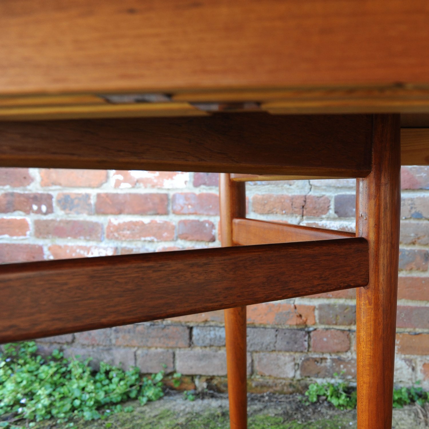 Mid Century Danish Model 212 Extending Oval Dining Table In Teak By Arne Vodder For Sibast Møbler, 1960s
