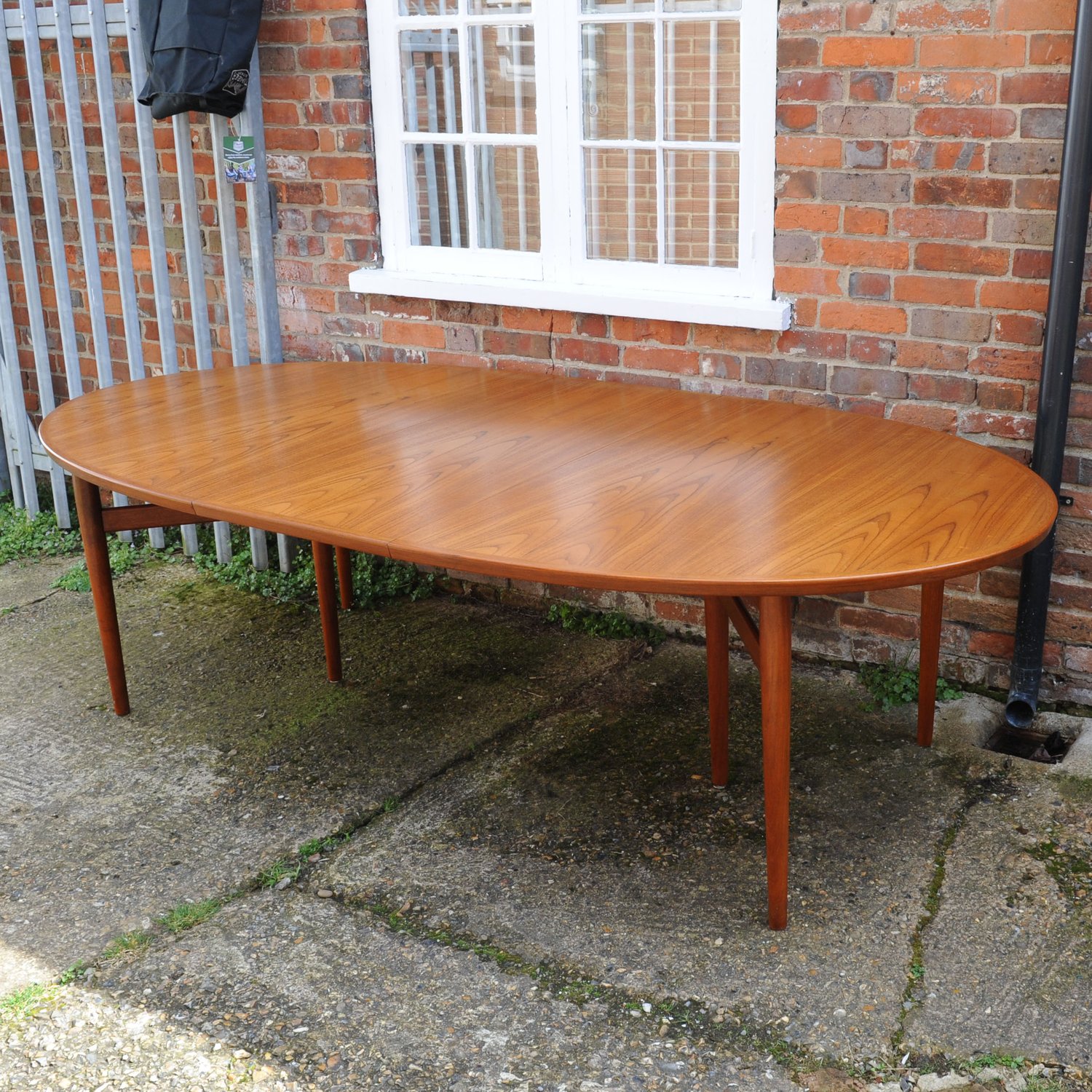 Mid Century Danish Model 212 Extending Oval Dining Table In Teak By Arne Vodder For Sibast Møbler, 1960s