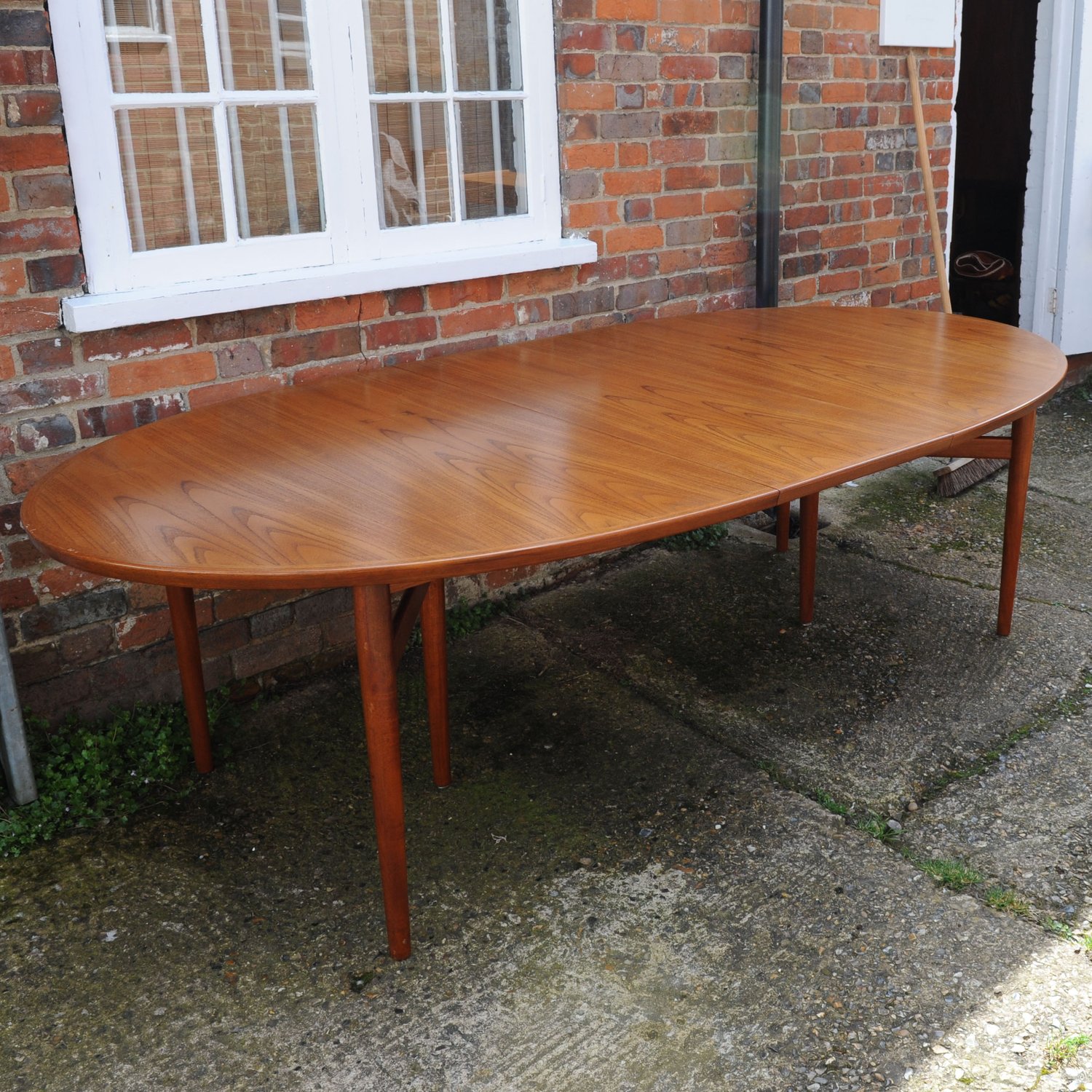 Mid Century Danish Model 212 Extending Oval Dining Table In Teak By Arne Vodder For Sibast Møbler, 1960s