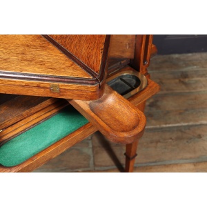 Excellent Arts & Crafts English Oak Envelope Card Table