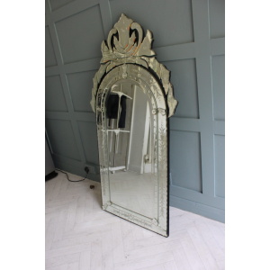 Beautiful Venetian Style Pier Mirror