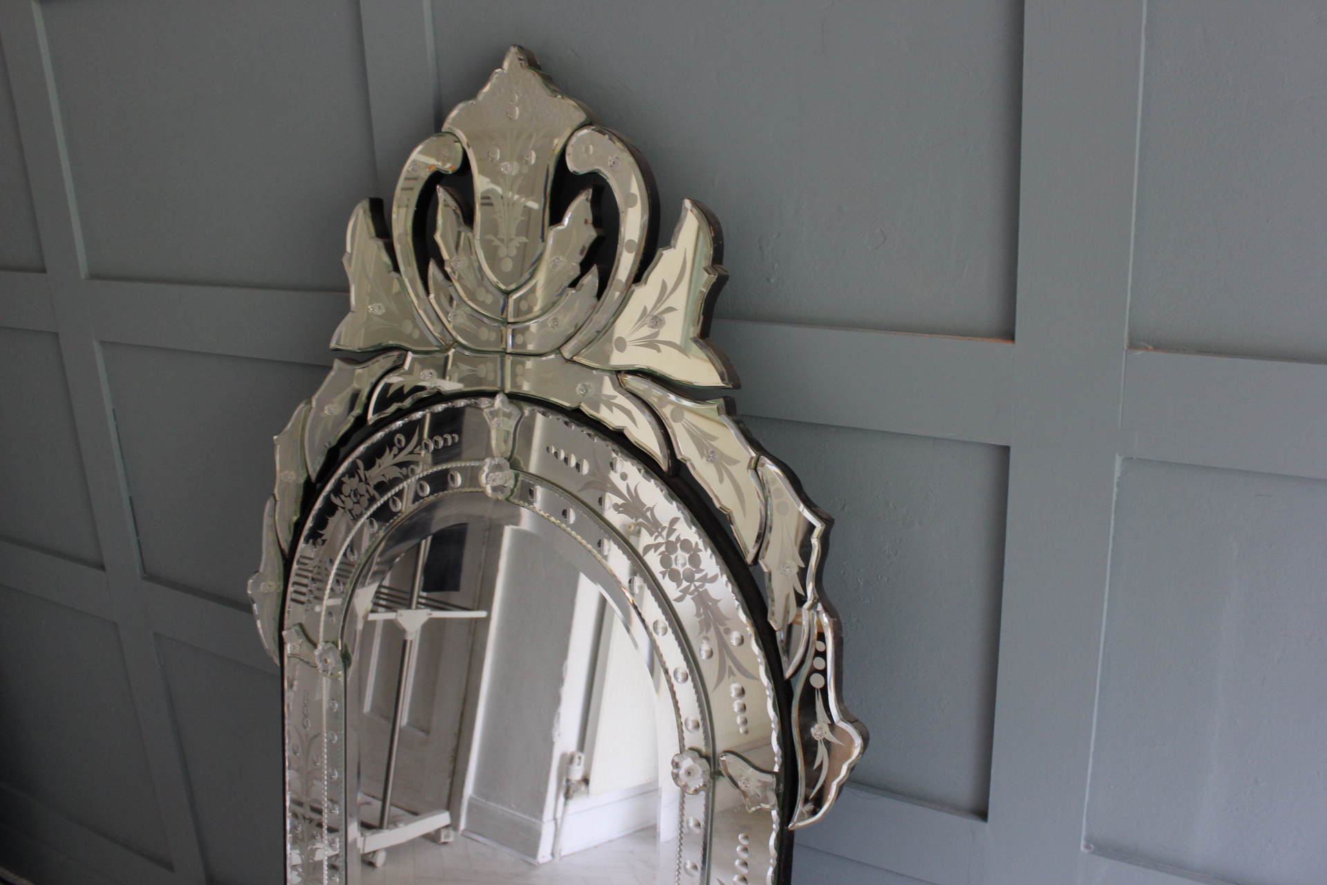 Beautiful Venetian Style Pier Mirror