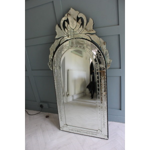 Beautiful Venetian Style Pier Mirror
