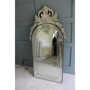 Beautiful Venetian Style Pier Mirror