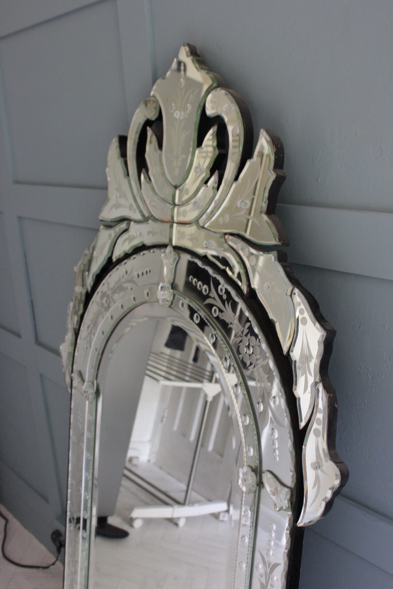 Beautiful Venetian Style Pier Mirror
