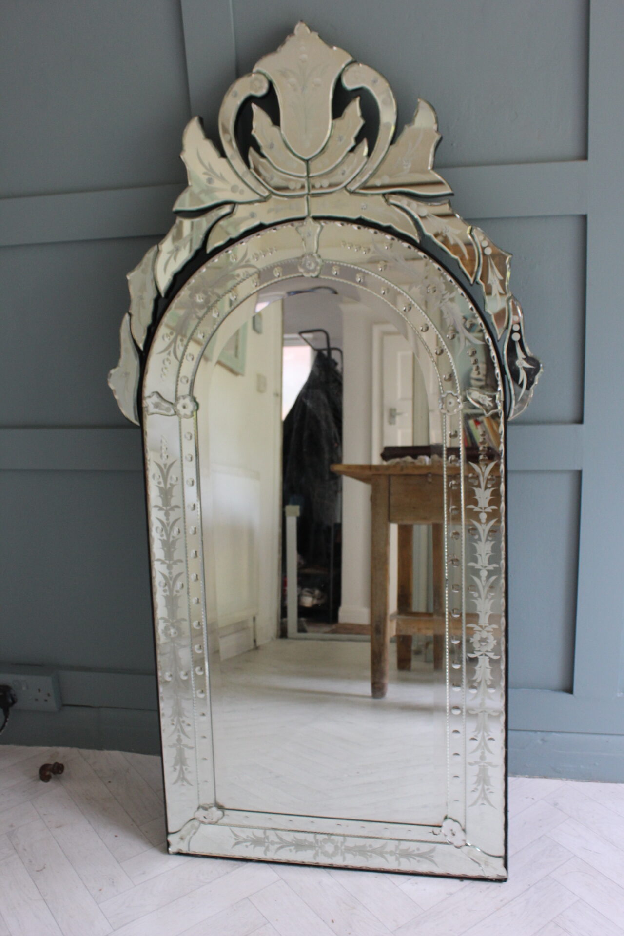 Beautiful Venetian Style Pier Mirror