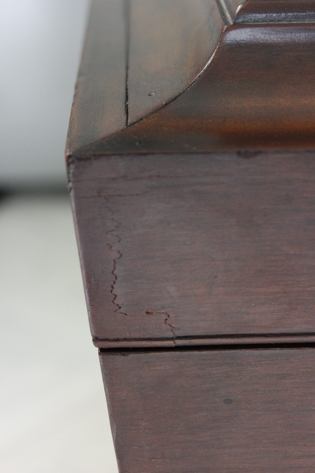 Regency Mahogany Cellarette