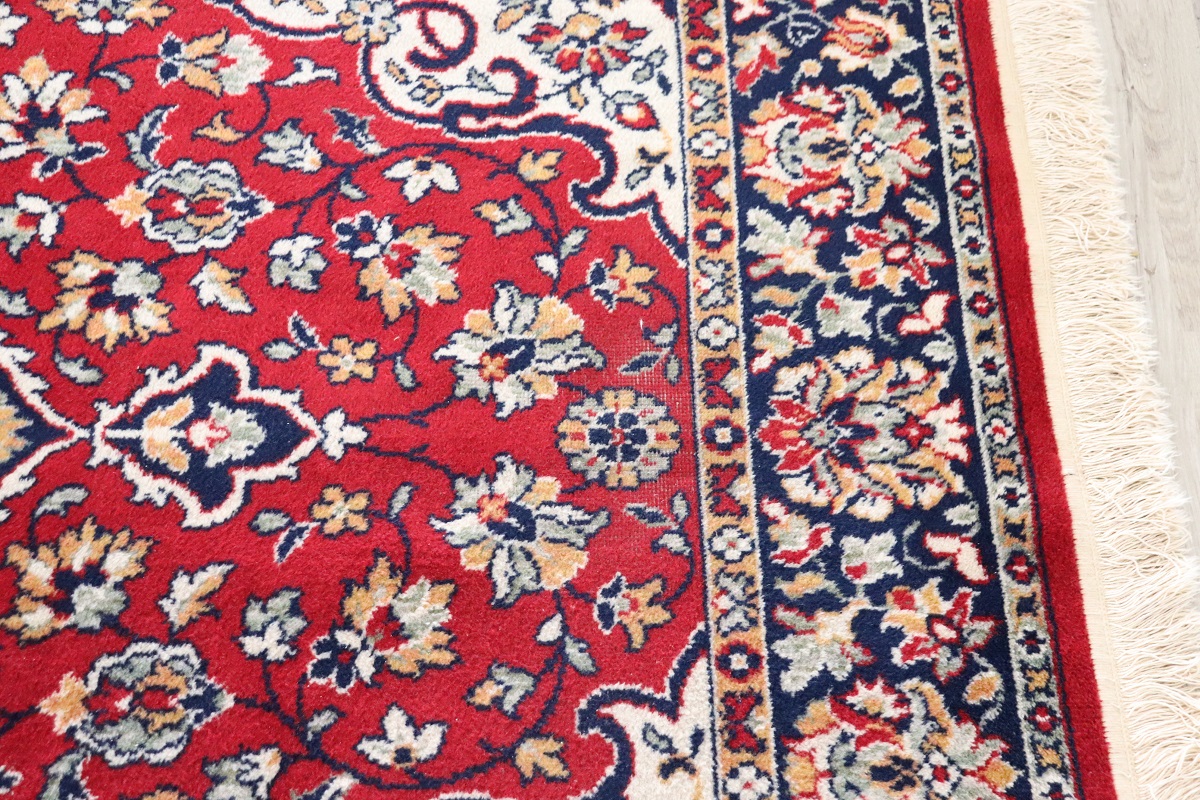 Middle Eastern Handmade Kashan Rug, 1980s