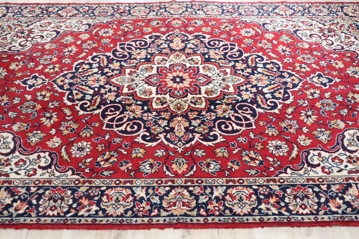 Middle Eastern Handmade Kashan Rug, 1980s