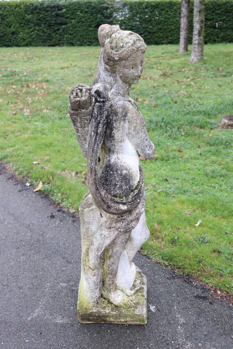 Diana Goddess of the Hunt Garden Statue