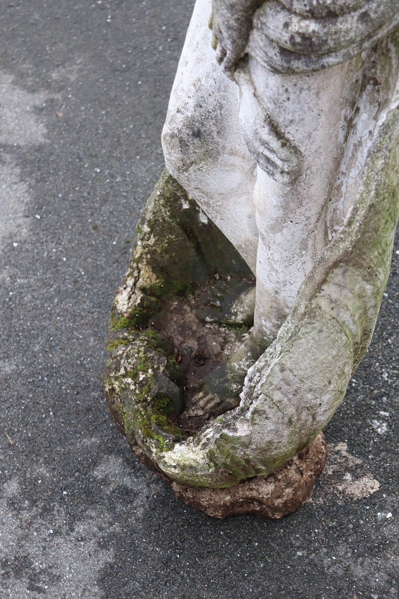Venus Goddess of Beauty Garden Statue