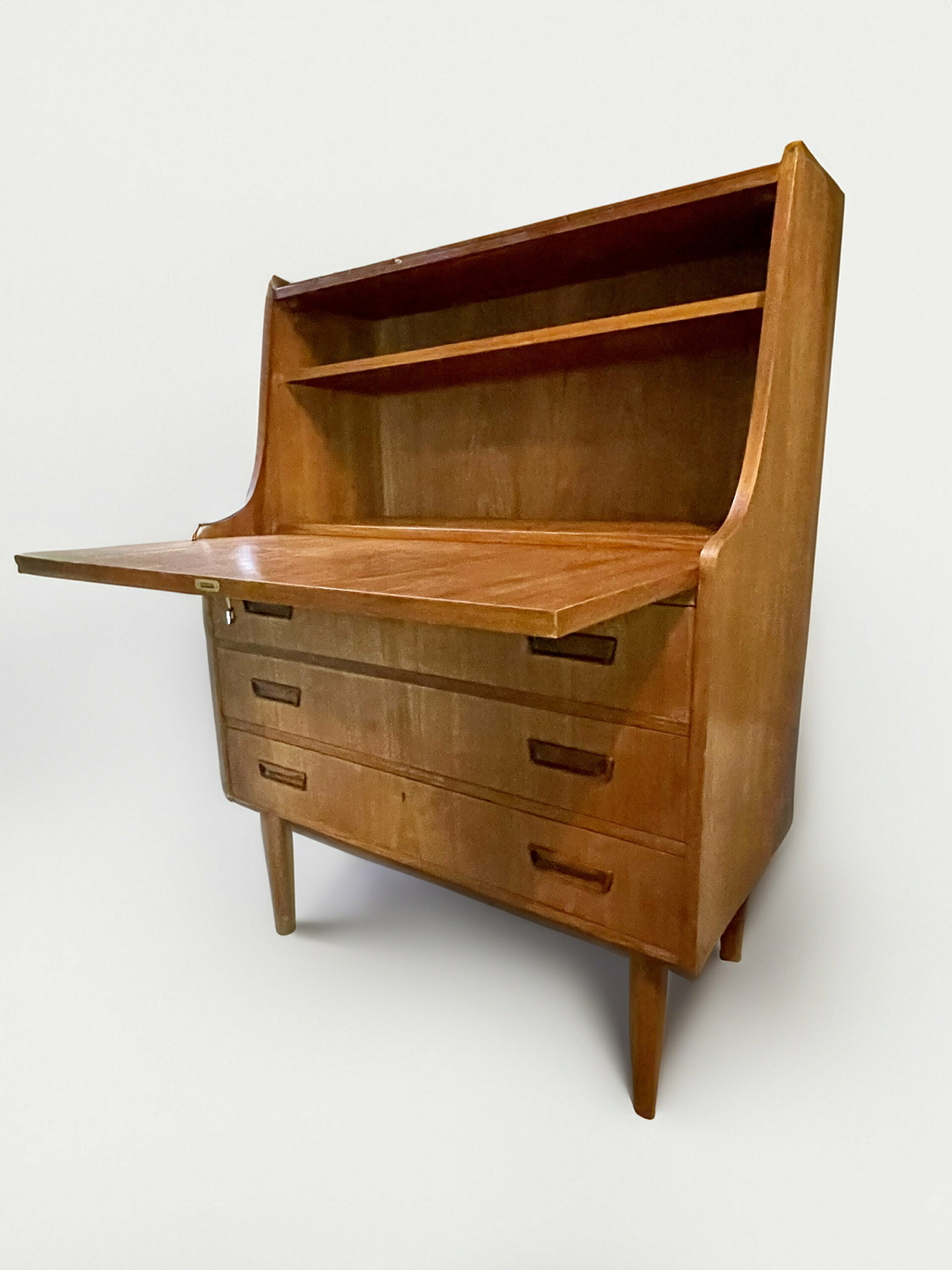 Mid Century Scandinavian Vintage Teak Wood Storage Writing Desk/Chest Of Drawers From The 50's And 60's