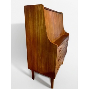 Mid Century Scandinavian Vintage Teak Wood Storage Writing Desk/Chest Of Drawers From The 50's And 60's