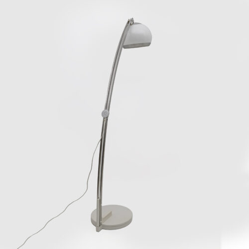 Goffredo Reggiani Modern Italian Extendable Arched Floor Lamp, 1970