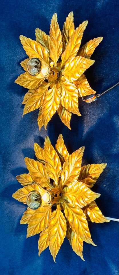 Hollywood Regency Style Gold-gilded Floral Wall Lights, 1980s - Image 3