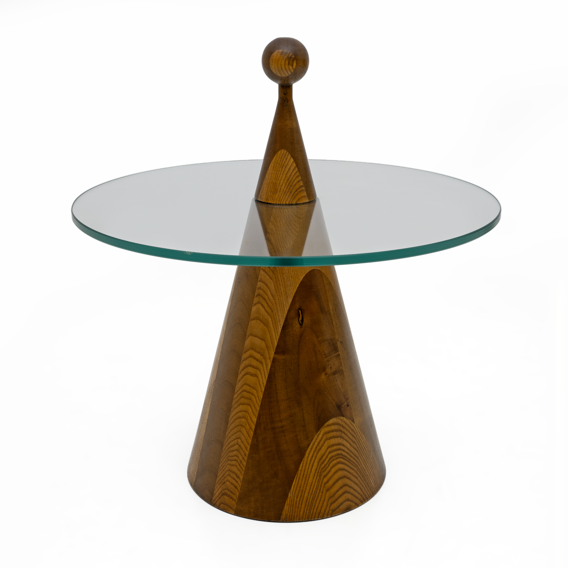 Pair of Modern Italian Walnut Conical Coffee Tables or Bedside Tables, 1970s
