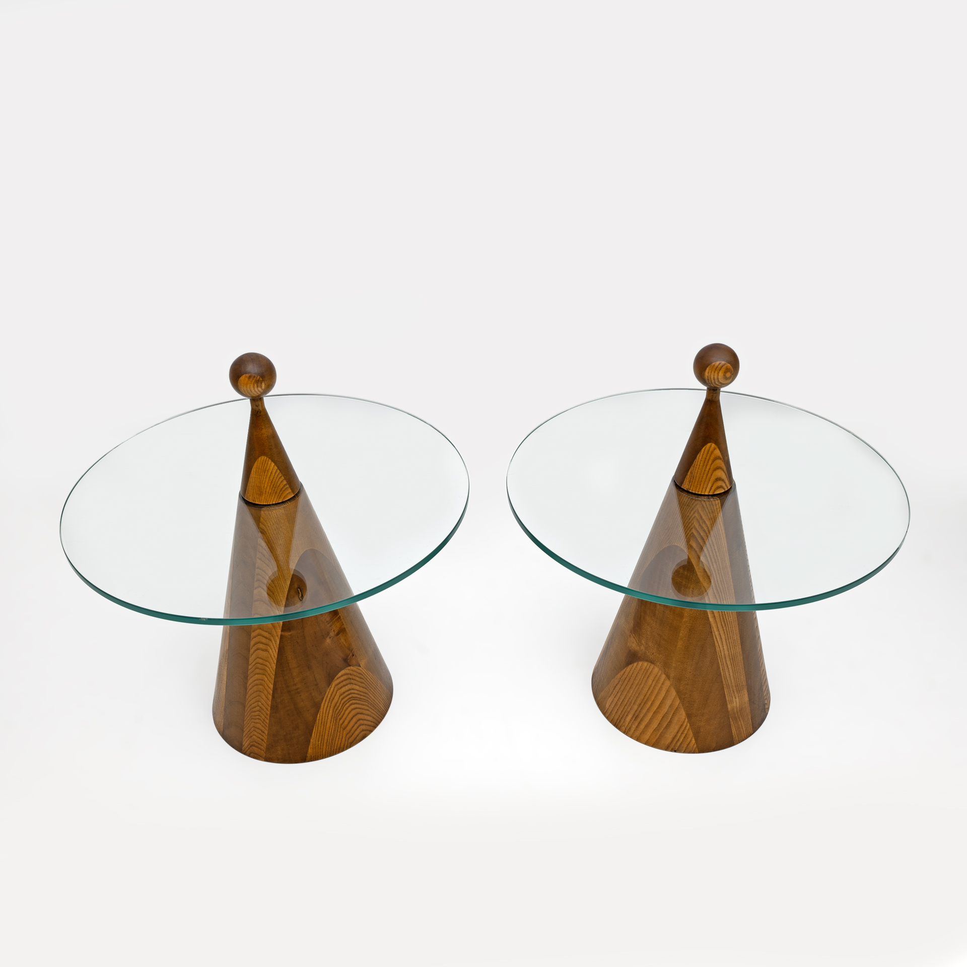 Pair of Modern Italian Walnut Conical Coffee Tables or Bedside Tables, 1970s