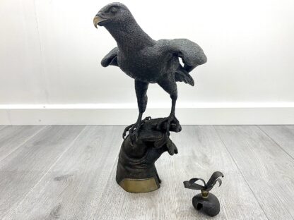 Bronze Falcon, Perched Upon a Falconers Glove - In The Manner of Gallo - Image 2