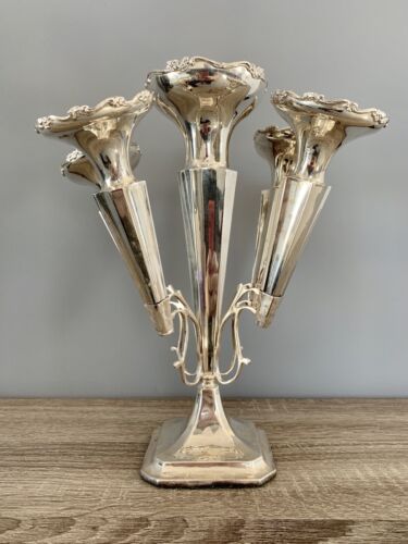 Chester 1913 - 5 Fluted Epergne By James & William Deakin
