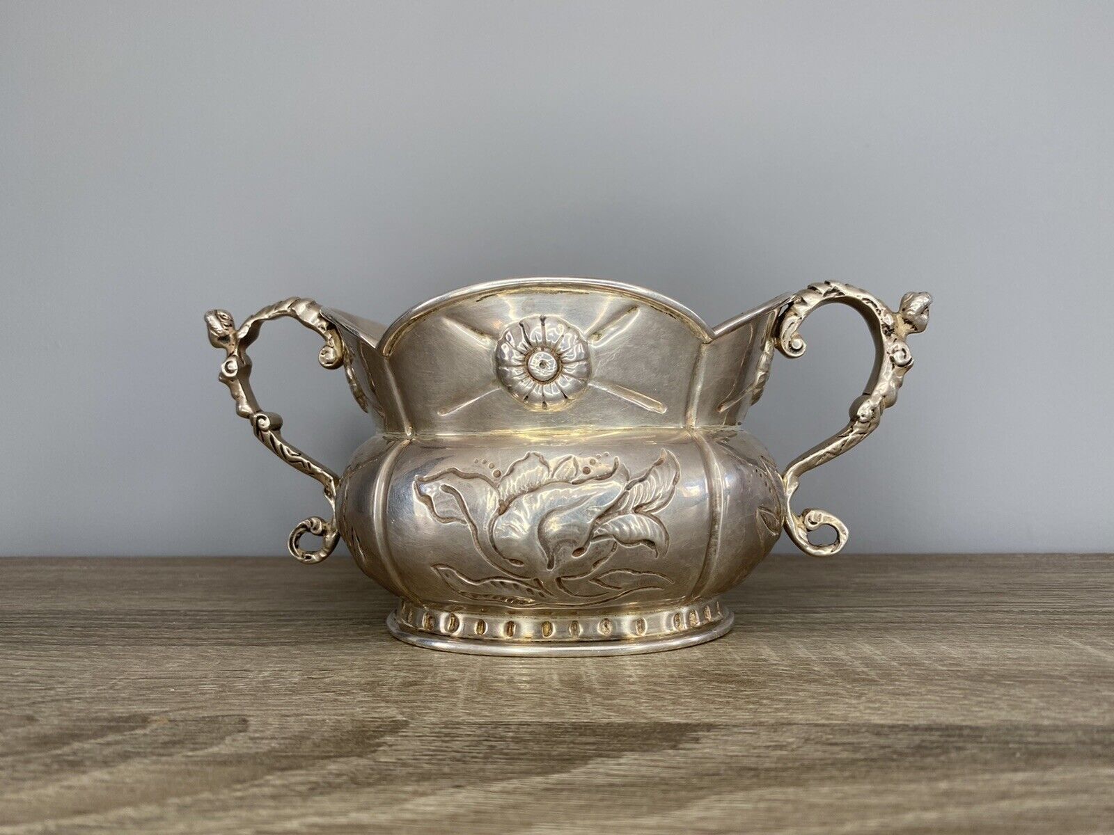 English 17th Century, Charles II Silver Bowl/Porringer