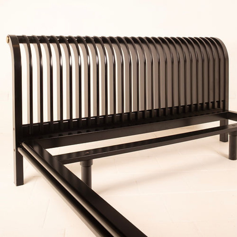 Pierre Cardin bed in solid wood and brass - Image 8