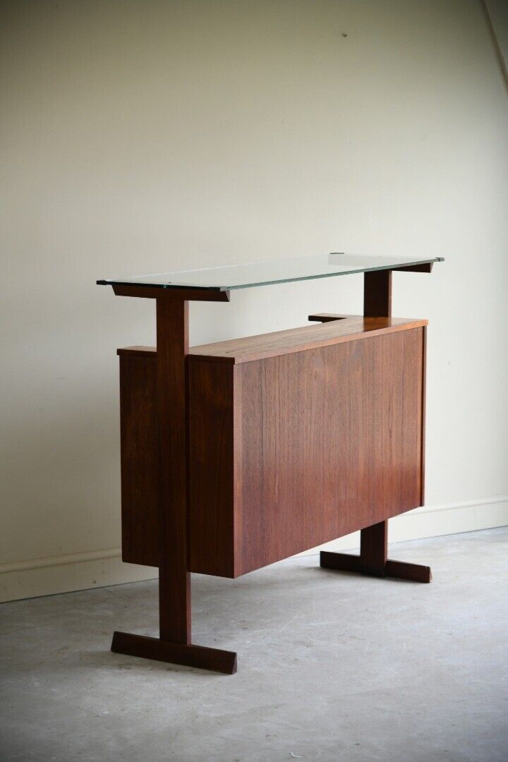 Freestanding Retro Teak Home Cocktail Bar