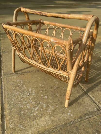 Beautiful, mid-century, bamboo and rattan magazine rack / storage basket, circa 1950's - 1960's - Image 4