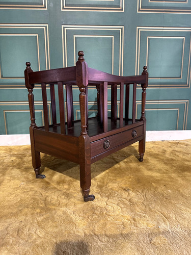 Reproduction Mahogany Canterbury