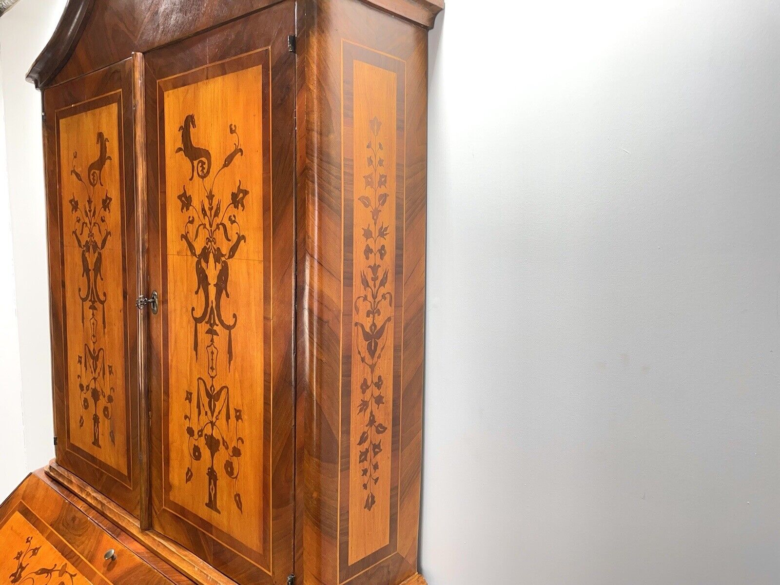18th Century, Dutch Inlaid / Marquetry, Walnut Bookcase Bureau