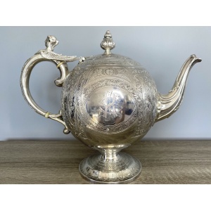 Stunning 4 Piece Silver Tea Set By George & Michael Crichton, Edinburgh 1876/77