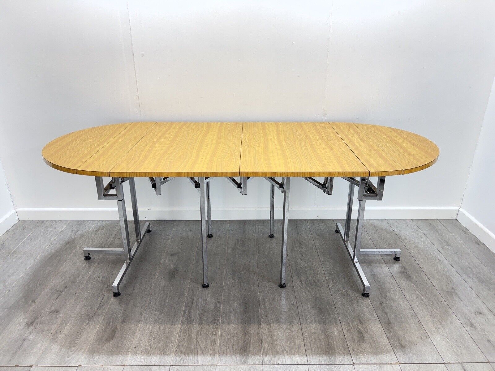 Torrens et Fils, Impressive Vintage Extending Dining Table (2 - 12 People)