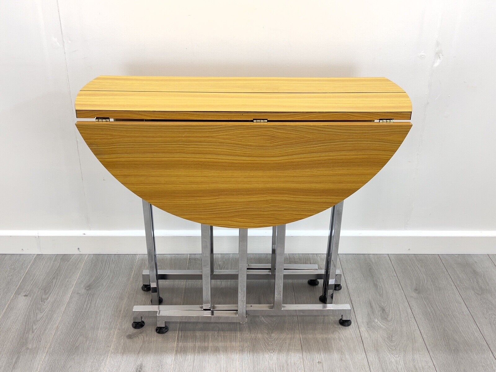Torrens et Fils, Impressive Vintage Extending Dining Table (2 - 12 People)