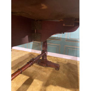 Victorian Mahogany Drop Leaf Table