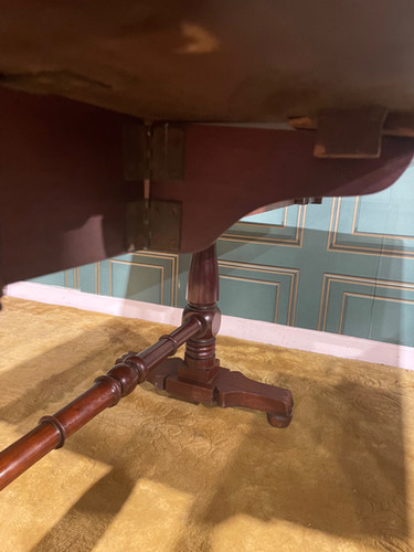 Victorian Mahogany Drop Leaf Table