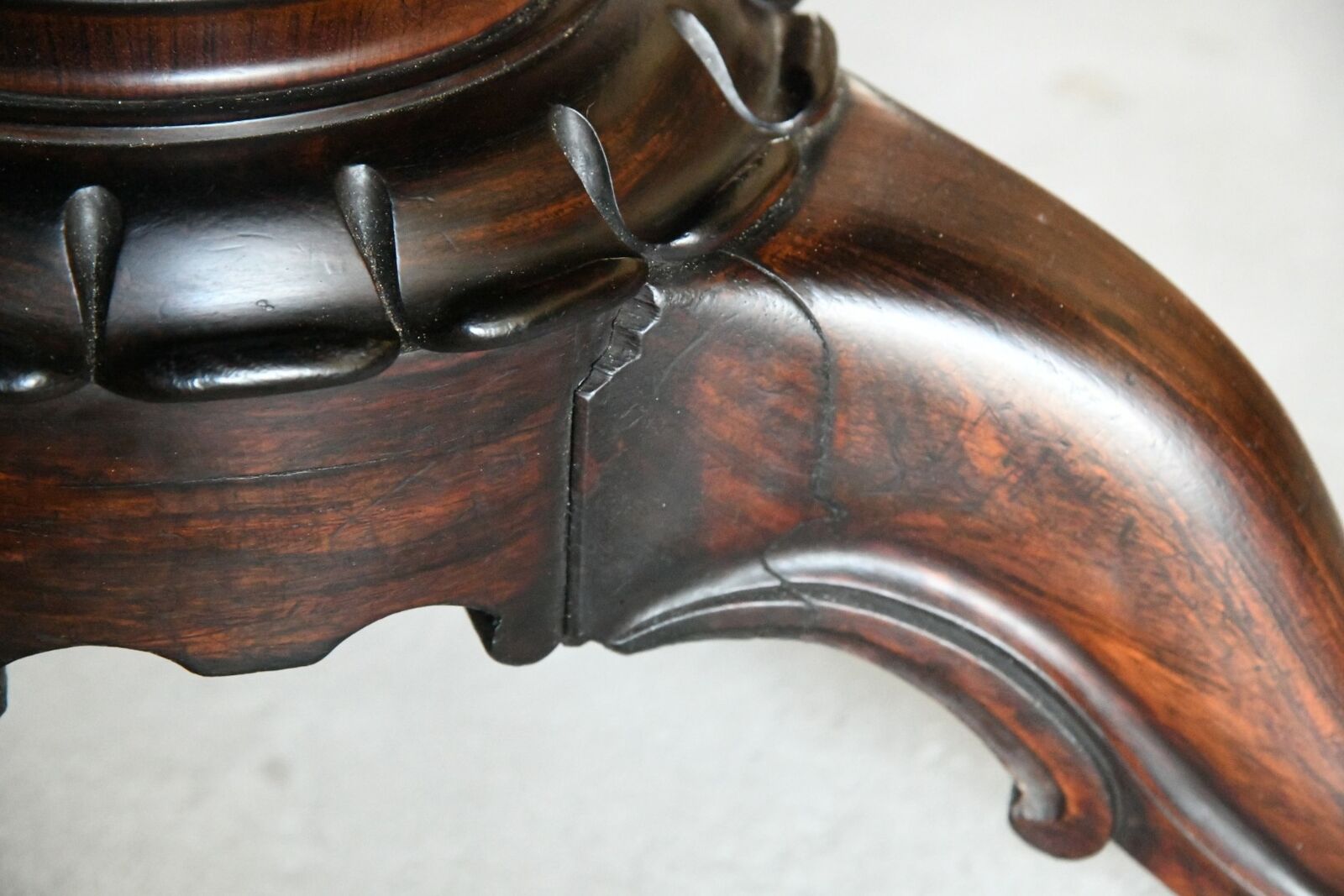 William IV Antique Rosewood Tilt Top Dining Table