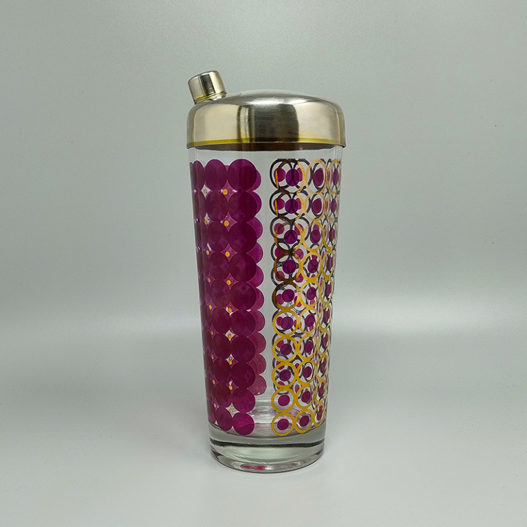 1960s Gorgeous American Cocktail Shaker. Made in U.S.A. - Image 5