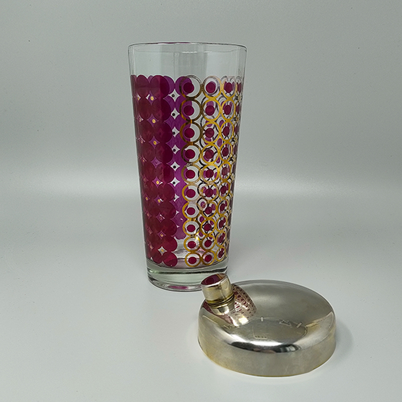 1960s Gorgeous American Cocktail Shaker. Made in U.S.A.
